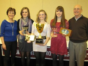 Avis Van Zomeren (senior, Pella High School) IHSA Champion, Pleasure Pony Rachel Farner (senior, Oskaloosa High School) IHSA Winner, Iowa Equitation Cup - scholarship IHSA Iowa Junior Sportsman Award IHSA Reserve Champion, Saddleseat Equitation Nadine Van Zomeren (senior, Pella High School) IHSA Champion, Saddleseat Equitation IHSA Reserve Champion, Pleasure Equitation
