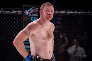 Oskaloosa native and UFC veteran Jesse Sanders