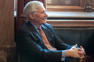 Guy Vander Linden (R)