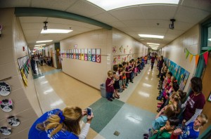 Time will tell if the students at Oskaloosa Elementary set a worlds record for an apple crunch, but over 125 apples made 1500 apple slices. Oskaloosa Elementary took an apple bite on October 24 at 8:23 AM joining millions of others biting into an apple around the country for National Food Day.