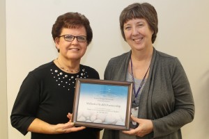 MHP was recently recognized by the Iowa Donor Network for having a tissue donation conversion rate of 60% or higher in 2012 and 2013. Shown with the award, from left: MHP Chief Nursing Officer and Nursing Support Director Joy Patch.