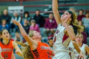 Fairfield got the best of the Oskaloosa girls in their season opener at home on Monday.