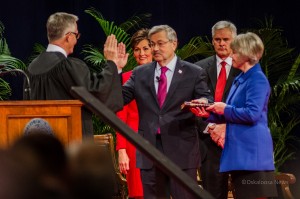 Iowa Governor Terry Branstad is sworn in on Friday for a 6th term as Iowa Governor. (photo by Oskaloosa News)