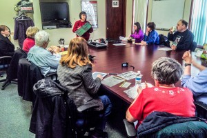 Linda Spears talks to an interested group of gardeners about starting garden seeds for later spring planting.