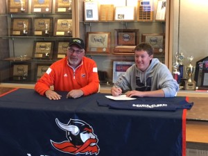 Lake Heaton signed a national letter of intent to shoot at the collegiate level for Midland University in Fremont Nebraska.