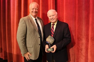 Paul Gregoire (left), Chair, Iowa Association of Business and Industry Board of Directors, presented Bob Wersen,  President and Founder of the Interpower® Group of Companies, the “Advocacy in Action” award at the Iowa ABI  Advanced Manufacturing Conference.