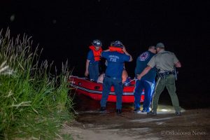 Three individuals were brought safely to shore by the Oskaloosa Fire Department Thursday night after they became stranded on the Des Moines River.