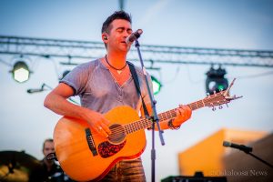 Christian artist Aaron Shust performed on Saturday, July 9th on the square in Oskaloosa.