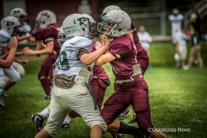 Pella and Oskaloosa 7th Grade football teams mixed it up this week in Oskaloosa at the Community Stadium.