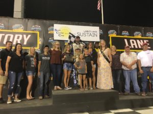Austin McCarl picked up his fourth win of the season and a half beef at Knoxville Raceway Saturday (Knoxville Raceway Photo)
