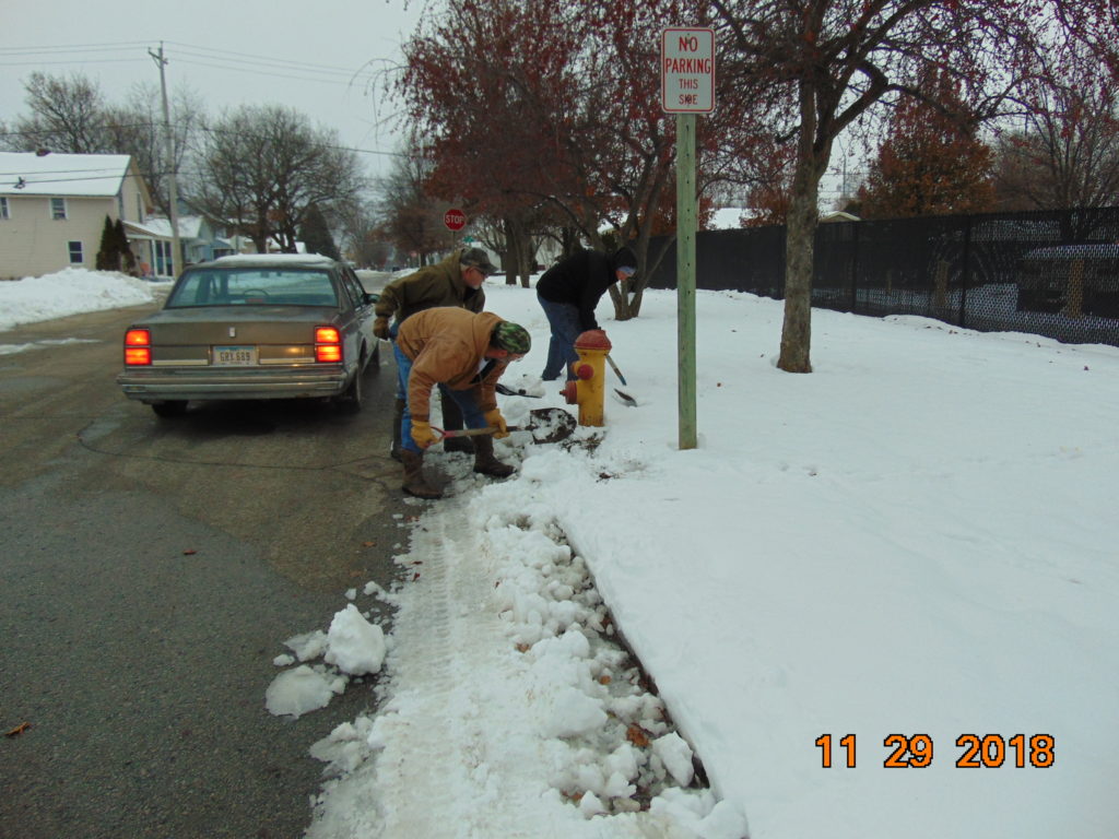 Clow Volunteers Clear Snow From Hydrants Oskaloosa News Oskaloosa News