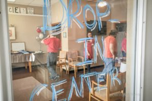 'Choices Drop-in Center' recently cut the ribbon on it's new center in downtown Oskaloosa.