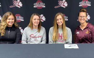 Jadelynn Whitley Signs To Indian Hills Cheerleading