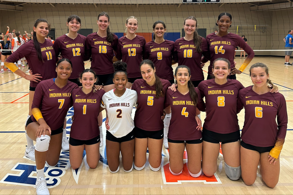 NO. 4 WARRIORS SWEEP HAWKEYE ON THE ROAD Oskaloosa News Oskaloosa News