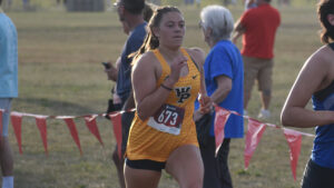 Briana Admire (Fr., Galesburg, Ill., Biology) posted a strong outing last weekend and for her efforts she was named Heart of America Athletic Conference Women's Cross Country Runner of the Week Monday.