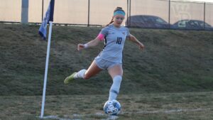 Taylor Witthauer (Sr., Vancouver, Wash., Nursing) had a nose for the goal Wednesday as the Statesmen women's soccer team defeated Coe 7-2 in non-conference play.