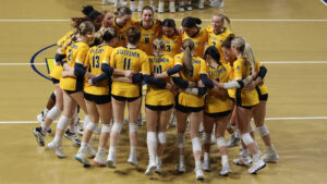 Oskaloosa, Iowa - October 17: The William Penn Statesmen Women’s volleyball team takes on the Clarke Pride at Penn Activity Center on Tuesday, Oct. 17, 2023. (Photo by Kylie Chaney/William Penn Athletics)