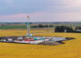 A company is exploring the potential of extracting hydrogen in Iowa. Pictured here is a temporary drilling rig to establish a hydrogen well, but production wells would be lower profile and similar in height to a water well. (Photo courtesy of Koloma)
