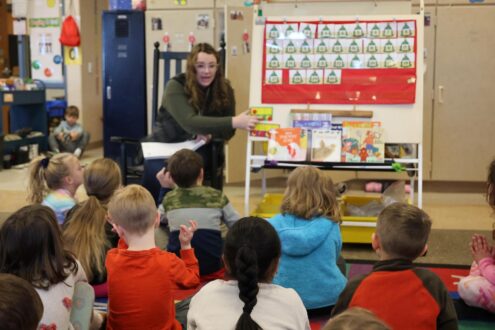 tudent teachers from William Penn University work alongside mentor teachers in Oskaloosa Schools classrooms as part of a new partnership piloting a student teaching stipend program designed to support future educators and strengthen the local teaching pipeline.