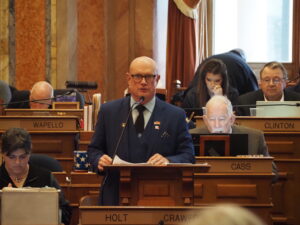  Rep. Steve Holt, R-Denison, spoke on the “three strikes” bill establishing a 20-year prison minimum for habitual offenders that passed the Iowa House March 4, 2025. (Photo by Robin Opsahl/Iowa Capital Dispatch)