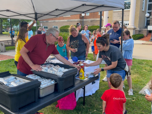 Attendees of the Summer Reading Kickoff Party enjoyed a meal provided by Mahaska County United Way as the community celebrated the start of the Summer Reading Program and Summer Lunch Program.